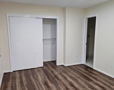 3 Millay Court - Photo Thumbnail 27