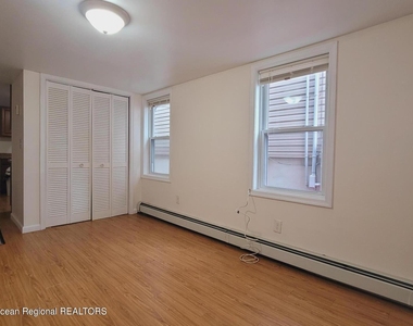 218 Porter Avenue - Photo Thumbnail 8