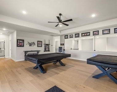 711 Lexington Lane - Photo Thumbnail 20