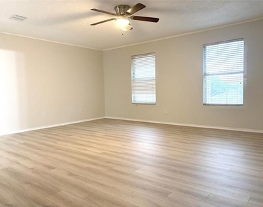 2521 Brinlee Branch Lane - Photo Thumbnail 4