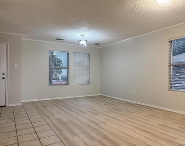 2521 Brinlee Branch Lane - Photo Thumbnail 2