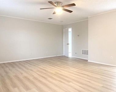 2521 Brinlee Branch Lane - Photo Thumbnail 9