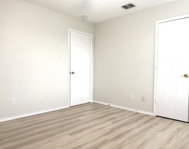 2521 Brinlee Branch Lane - Photo Thumbnail 11