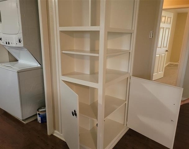 1004 W Wall Street W - Photo Thumbnail 5