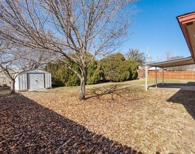 504 Hilldale Street - Photo Thumbnail 16