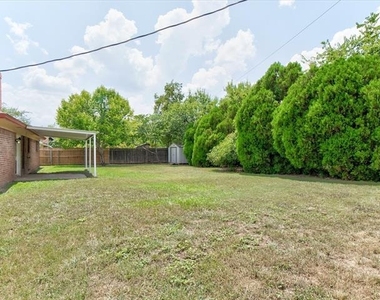 504 Hilldale Street - Photo Thumbnail 14