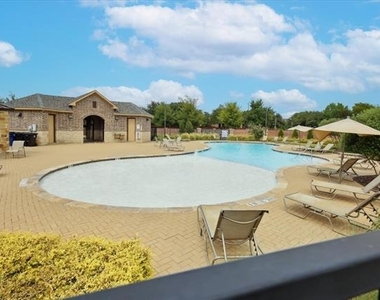 4261 Shavano Drive - Photo Thumbnail 34