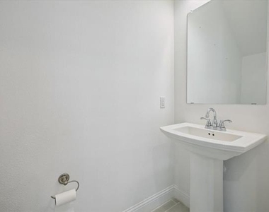 4261 Shavano Drive - Photo Thumbnail 13