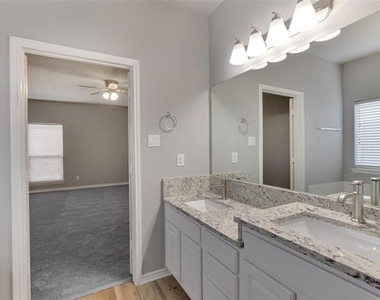 1629 Warm Springs Drive - Photo Thumbnail 15