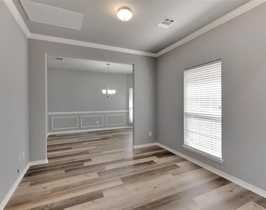 1629 Warm Springs Drive - Photo Thumbnail 3