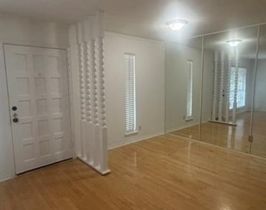12888 Montfort Drive - Photo Thumbnail 4