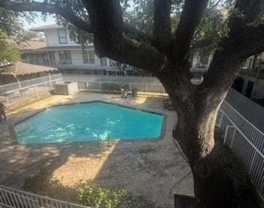 12888 Montfort Drive - Photo Thumbnail 2