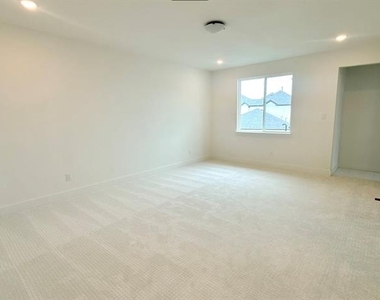 7324 Confetti Lane - Photo Thumbnail 20