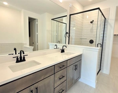 7324 Confetti Lane - Photo Thumbnail 15