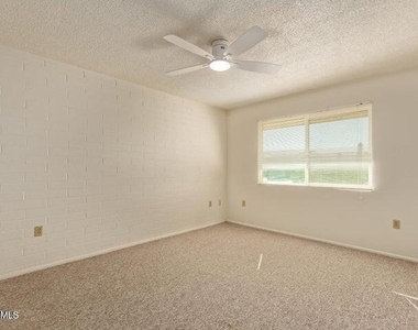 10034 W Concord Avenue - Photo Thumbnail 22
