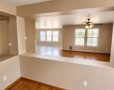 8566 E Desert Lane - Photo Thumbnail 1