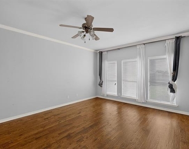 1236 Blue Brook Drive - Photo Thumbnail 18