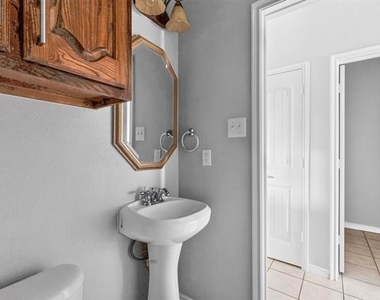 1236 Blue Brook Drive - Photo Thumbnail 34