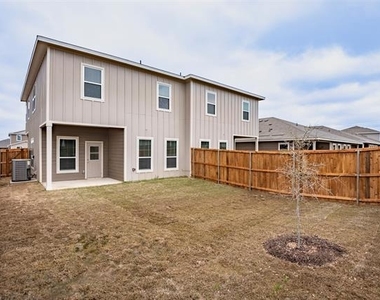 640 Wheatfield Drive - Photo Thumbnail 24