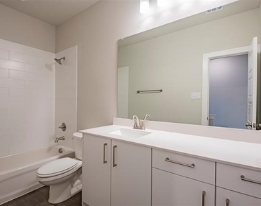 640 Wheatfield Drive - Photo Thumbnail 21