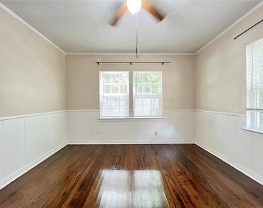 811 Coit Street - Photo Thumbnail 8