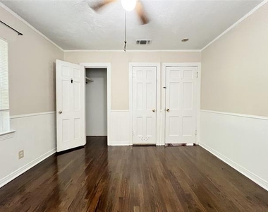 811 Coit Street - Photo Thumbnail 9