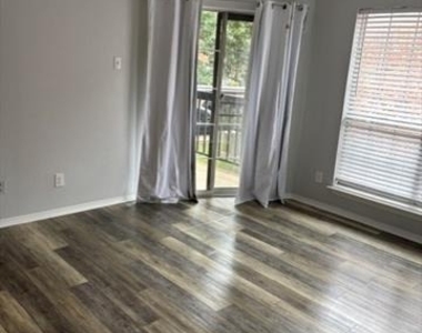 18333 Roehampton Drive - Photo Thumbnail 2