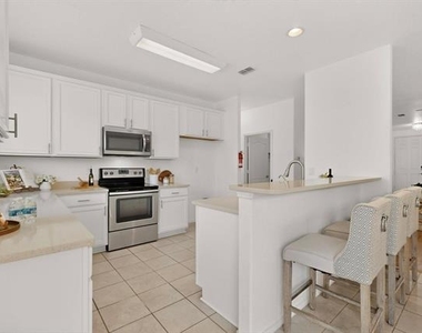 6212 Topsail Drive - Photo Thumbnail 17