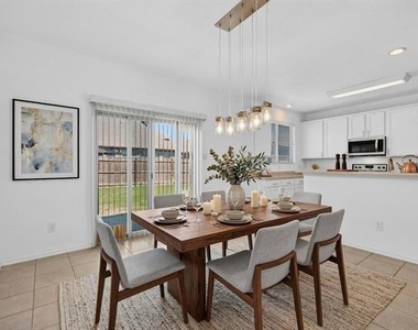 6212 Topsail Drive - Photo Thumbnail 15
