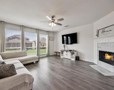3911 Holly Springs Lane - Photo Thumbnail 28