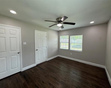 10403 Sandra Lynn Drive - Photo Thumbnail 21