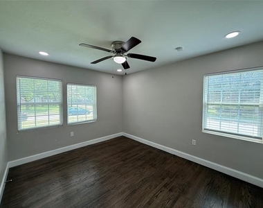 10403 Sandra Lynn Drive - Photo Thumbnail 20