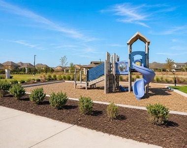 8235 Snapdragon Way - Photo Thumbnail 26