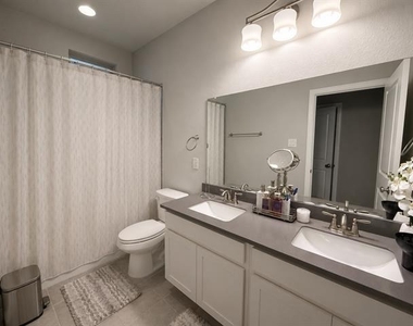 8235 Snapdragon Way - Photo Thumbnail 19