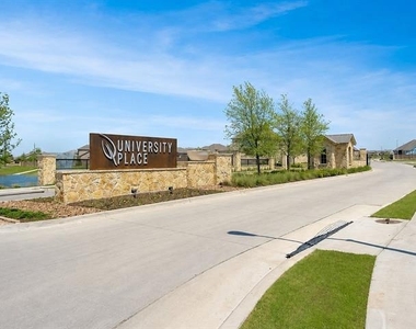 8235 Snapdragon Way - Photo Thumbnail 24