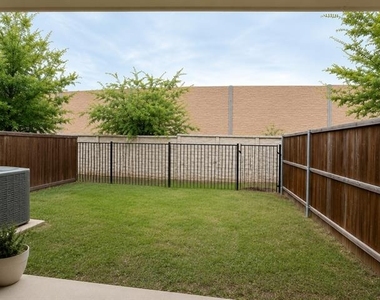 8235 Snapdragon Way - Photo Thumbnail 22