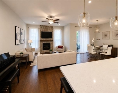 8235 Snapdragon Way - Photo Thumbnail 4