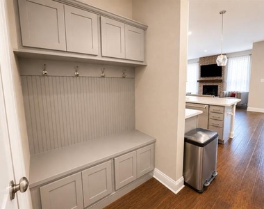 8235 Snapdragon Way - Photo Thumbnail 11