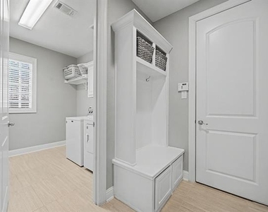 1011 Yellowcress Drive - Photo Thumbnail 8
