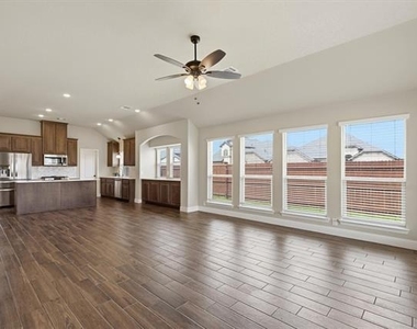 314 Brooklyn Lane - Photo Thumbnail 1