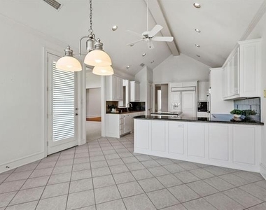 5113 Malvern Drive - Photo Thumbnail 12