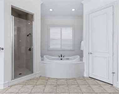 5113 Malvern Drive - Photo Thumbnail 14