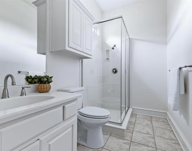 5113 Malvern Drive - Photo Thumbnail 16