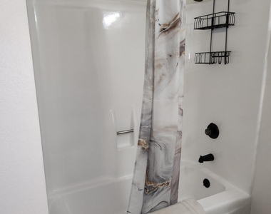 5117 W Acoma Drive - Photo Thumbnail 13