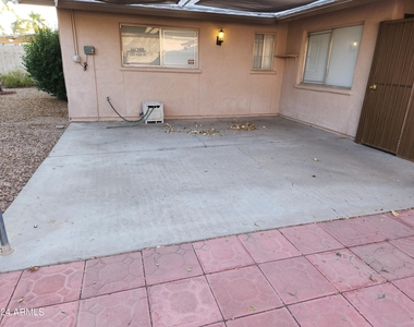 5117 W Acoma Drive - Photo Thumbnail 20
