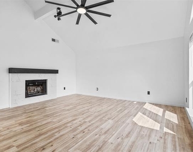 1506 Windmill Lane - Photo Thumbnail 6