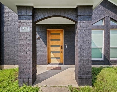 1506 Windmill Lane - Photo Thumbnail 2