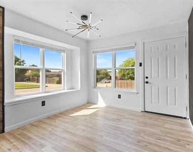 1506 Windmill Lane - Photo Thumbnail 11