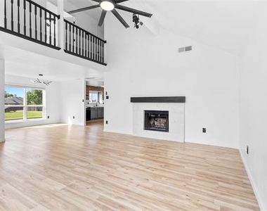 1506 Windmill Lane - Photo Thumbnail 4