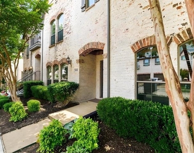 1905 Cortez Lane - Photo Thumbnail 15